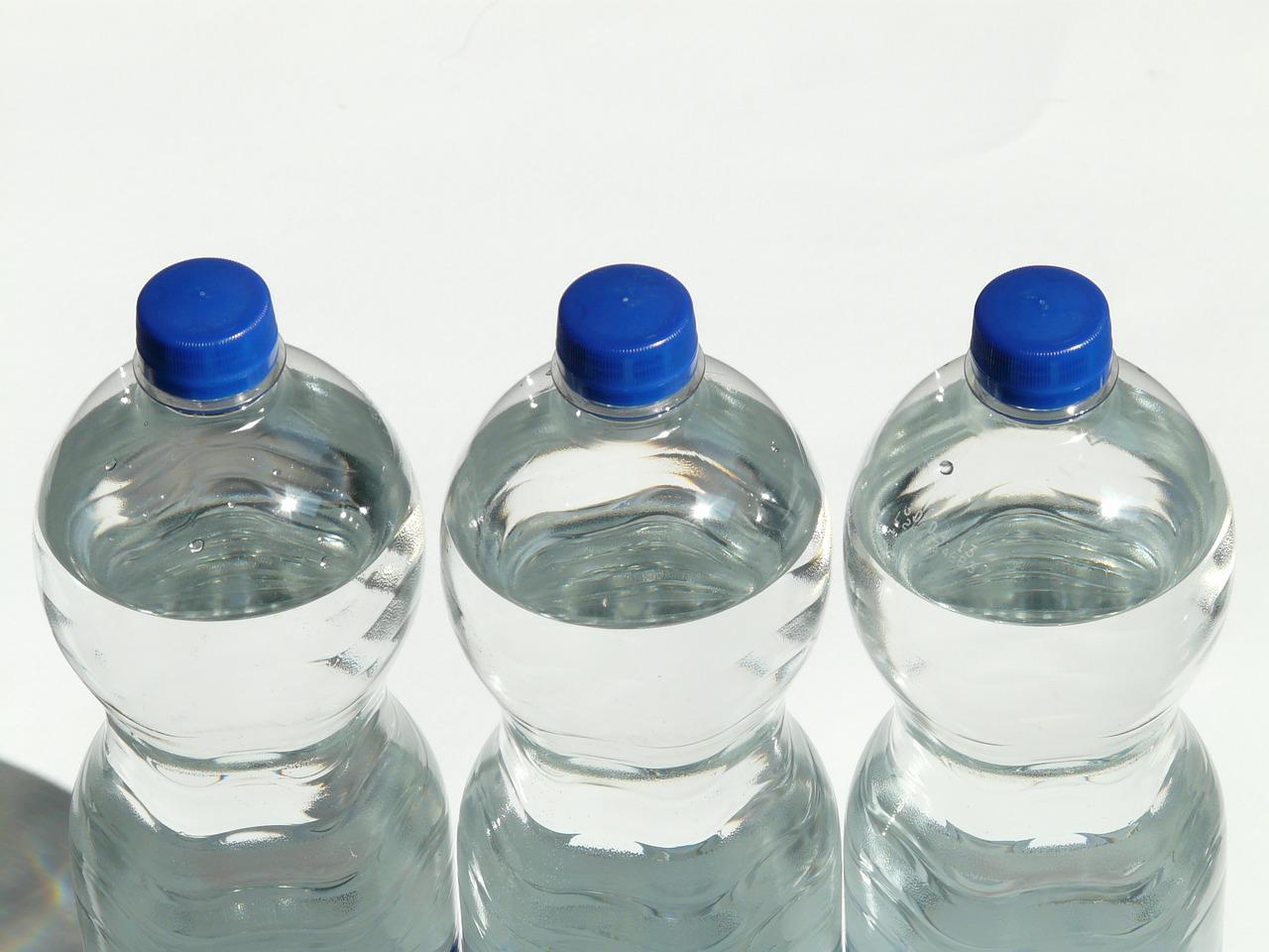 Butelki z wodą